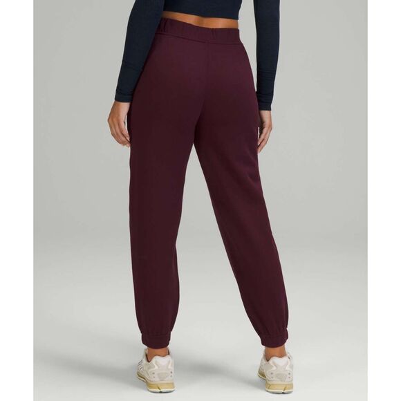 Lululemon Relaxed High-Rise Jogger in "Cassis" Dark Plus Purple Size 2 - Picture 2 of 9